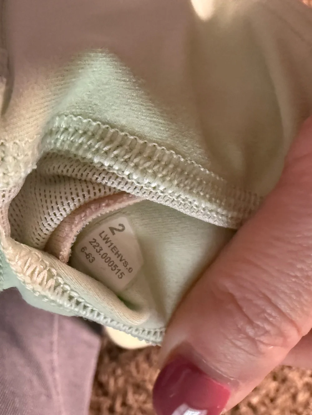 Lululemon Align Tank‎ Size 2 – Creamy Mint / Light Green – Built-in Bra Nulu